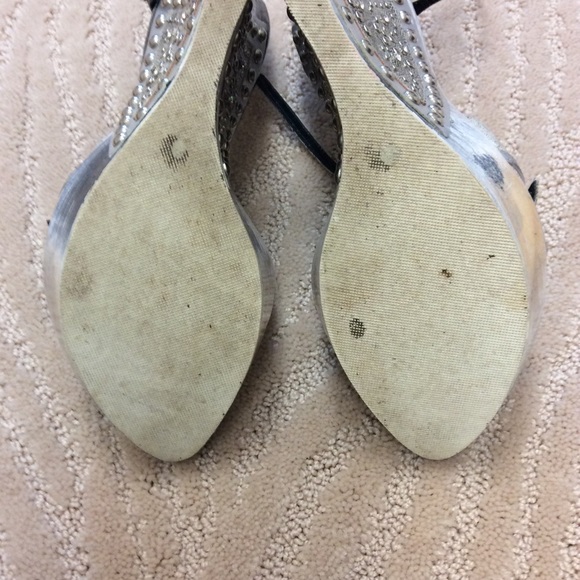 Sandals Wedges - Picture 3 of 3